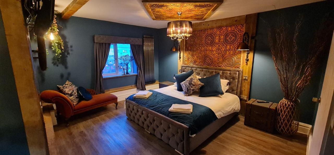The Waterside Bar, Rooms & Restaurant Swinton  Room photo