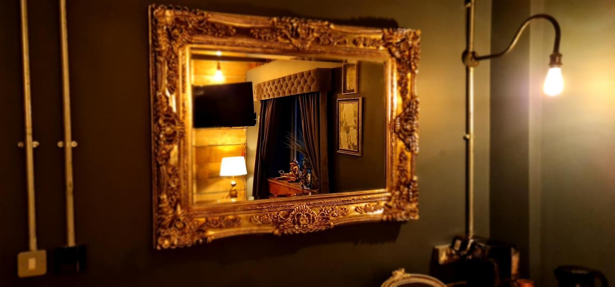 The Waterside Bar, Rooms & Restaurant Swinton  Room photo